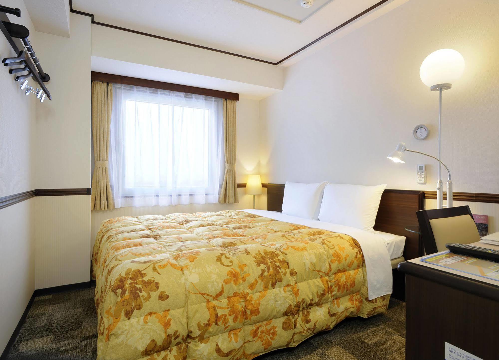 Toyoko Inn Ichinoseki Ekimae Zewnętrze zdjęcie